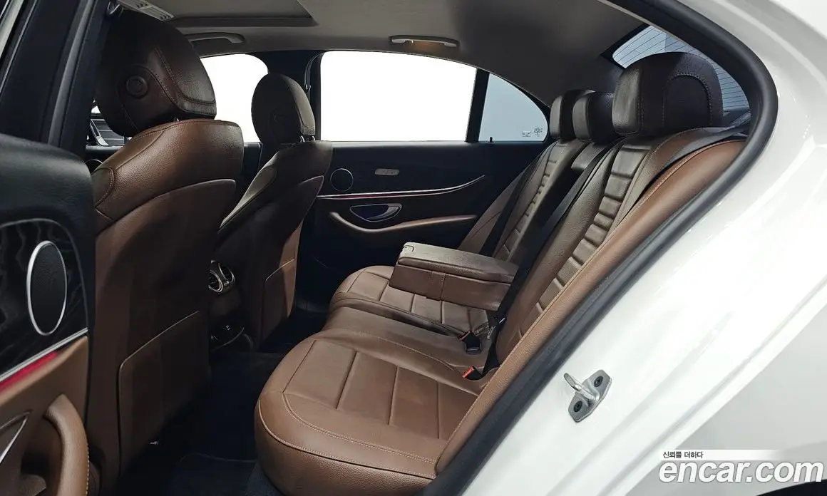 Mercedes-Benz E-Class 2019 1.9 автомат (гидро), фото 17