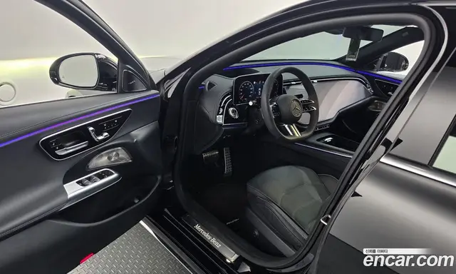 Mercedes-Benz E-Class 2024 2.0 автомат (гидро), миниатюра 12