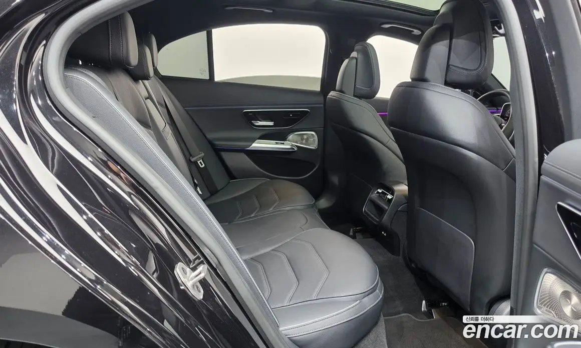 Mercedes-Benz E-Class 2024 2.0 автомат (гидро), фото 16