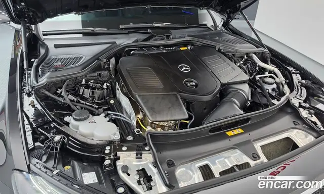 Mercedes-Benz E-Class 2024 2.0 автомат (гидро), миниатюра 5