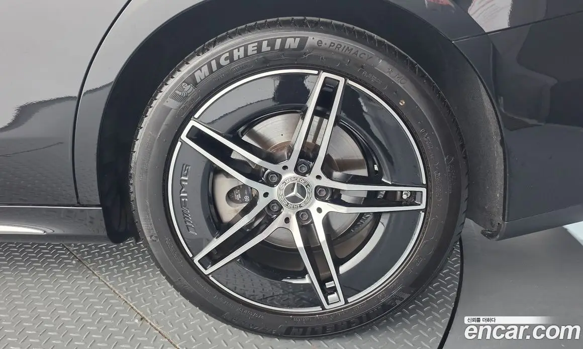 Mercedes-Benz E-Class 2024 2.0 автомат (гидро), фото 6