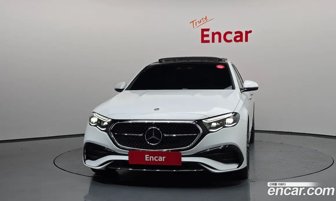 Mercedes-Benz E-Class 2024 2.0 автомат (гидро), фото 3