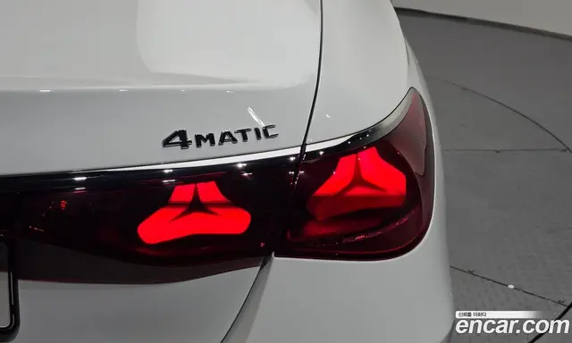 Mercedes-Benz E-Class 2024 2.0 автомат (гидро), миниатюра 9