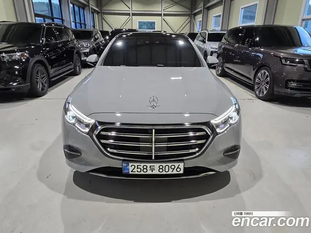 Mercedes-Benz E-Class, 2025, 6 921 км
