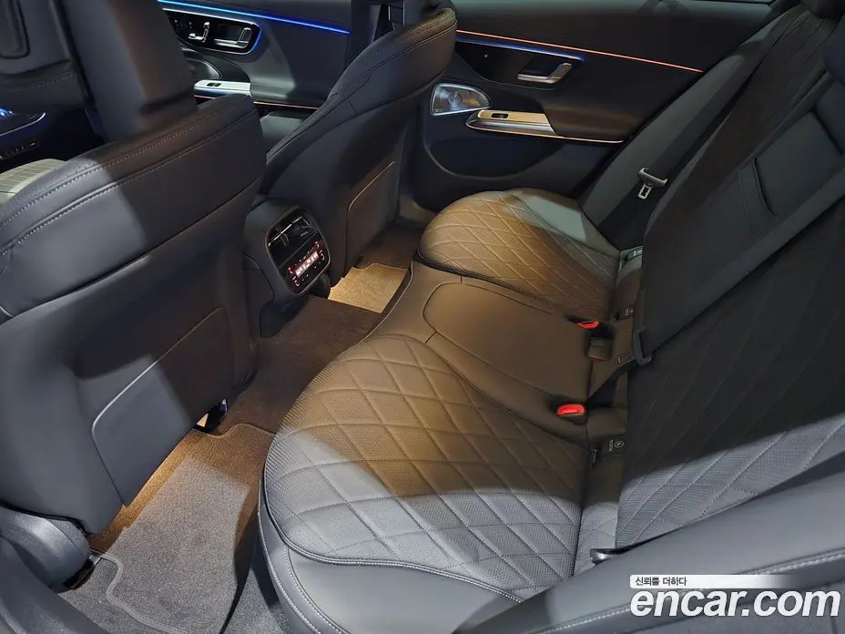 Mercedes-Benz E-Class 2025 3.0 автомат (гидро), фото 13