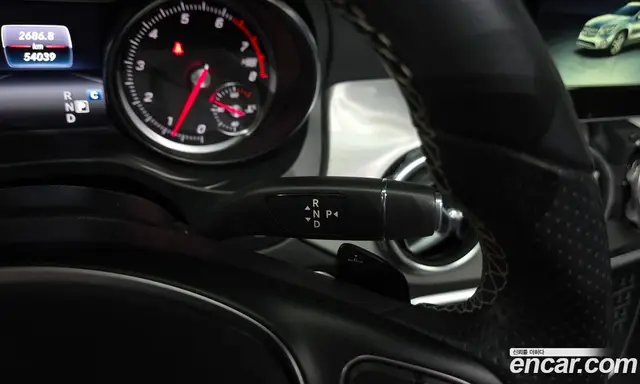 Mercedes-Benz GLA-Class 2018 2.0 автомат (гидро), миниатюра 11