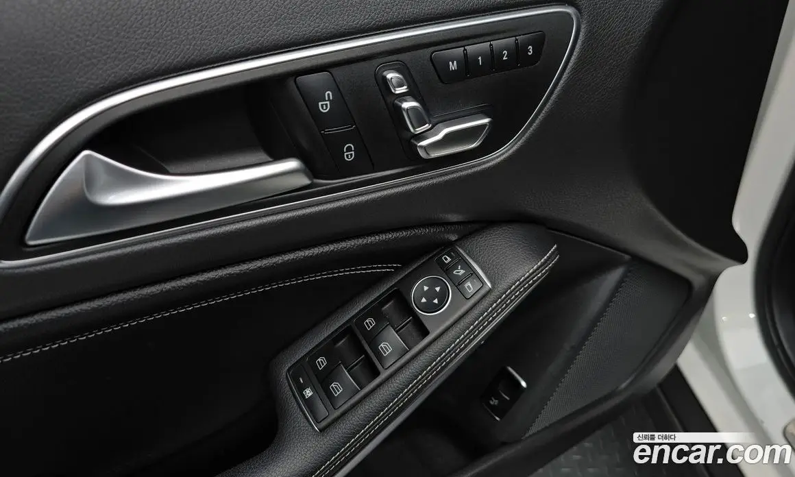 Mercedes-Benz GLA-Class 2018 2.0 автомат (гидро), фото 20