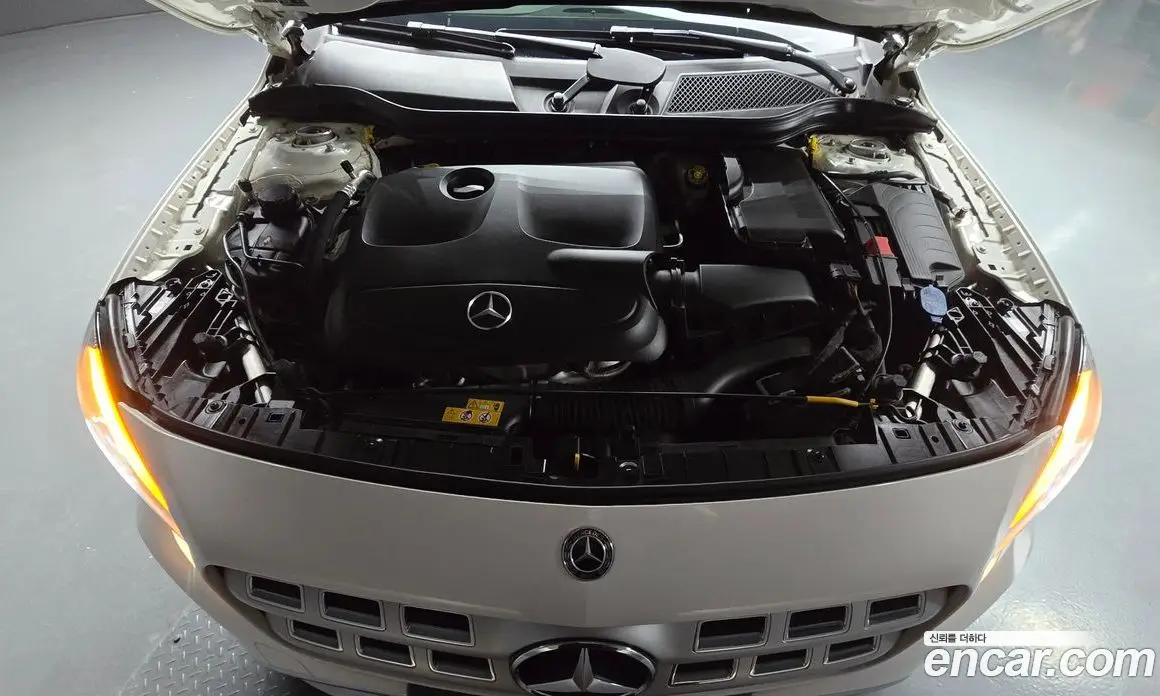 Mercedes-Benz GLA-Class 2018 2.0 автомат (гидро), фото 5