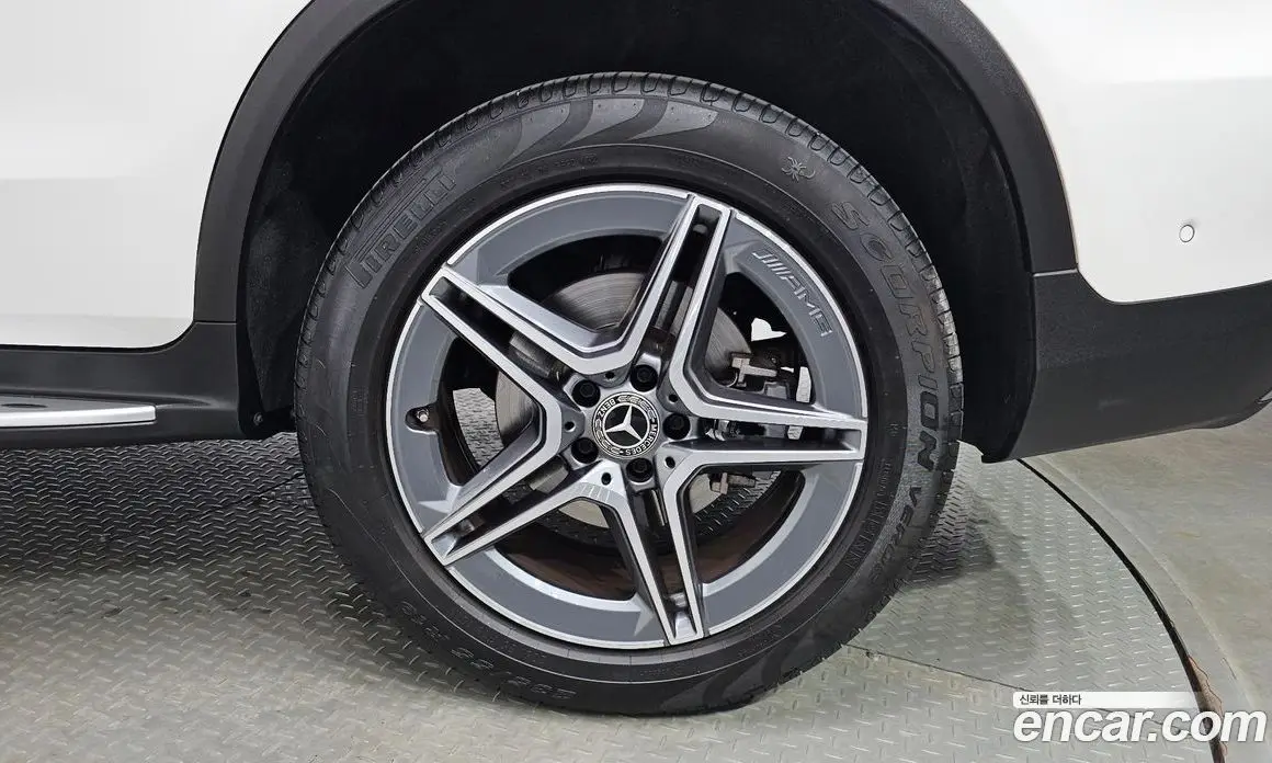 Mercedes-Benz GLC-Class 2022 2.0 автомат (гидро), фото 6 Mercedes-Benz GLC-Class 2022 2.0 автомат (гидро), фото 6