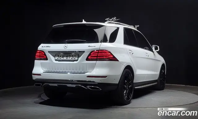 Mercedes-Benz GLE-Class 2018 3.0 автомат (гидро), миниатюра 2