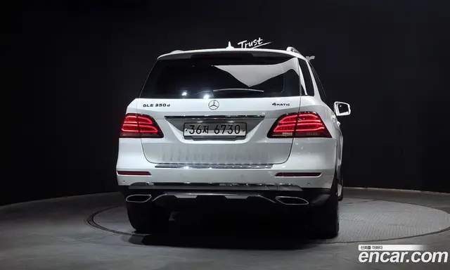 Mercedes-Benz GLE-Class 2018 3.0 автомат (гидро), миниатюра 4