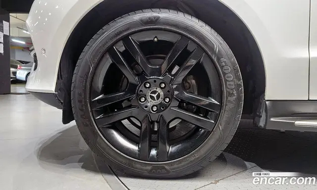 Mercedes-Benz GLE-Class 2018 3.0 автомат (гидро), миниатюра 5