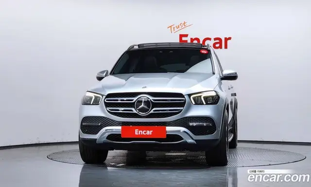 Mercedes-Benz GLE-Class 2021 1.9 автомат (гидро), миниатюра 3