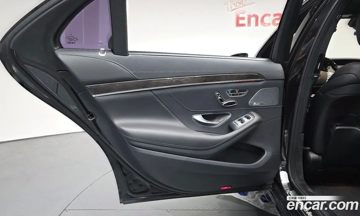Mercedes-Benz S-Class 2015 4.7 автомат (гидро), фото 14 Mercedes-Benz S-Class 2015 4.7 автомат (гидро), фото 14