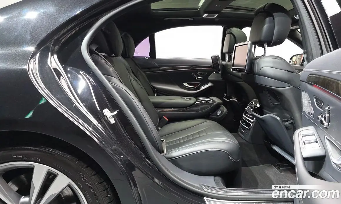 Mercedes-Benz S-Class 2015 4.7 автомат (гидро), фото 16 Mercedes-Benz S-Class 2015 4.7 автомат (гидро), фото 16