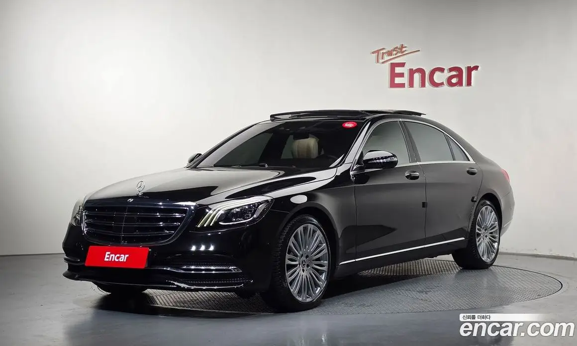 Mercedes-Benz S-Class 2018 4.0 автомат (гидро), фото 2 Mercedes-Benz S-Class 2018 4.0 автомат (гидро), фото 2