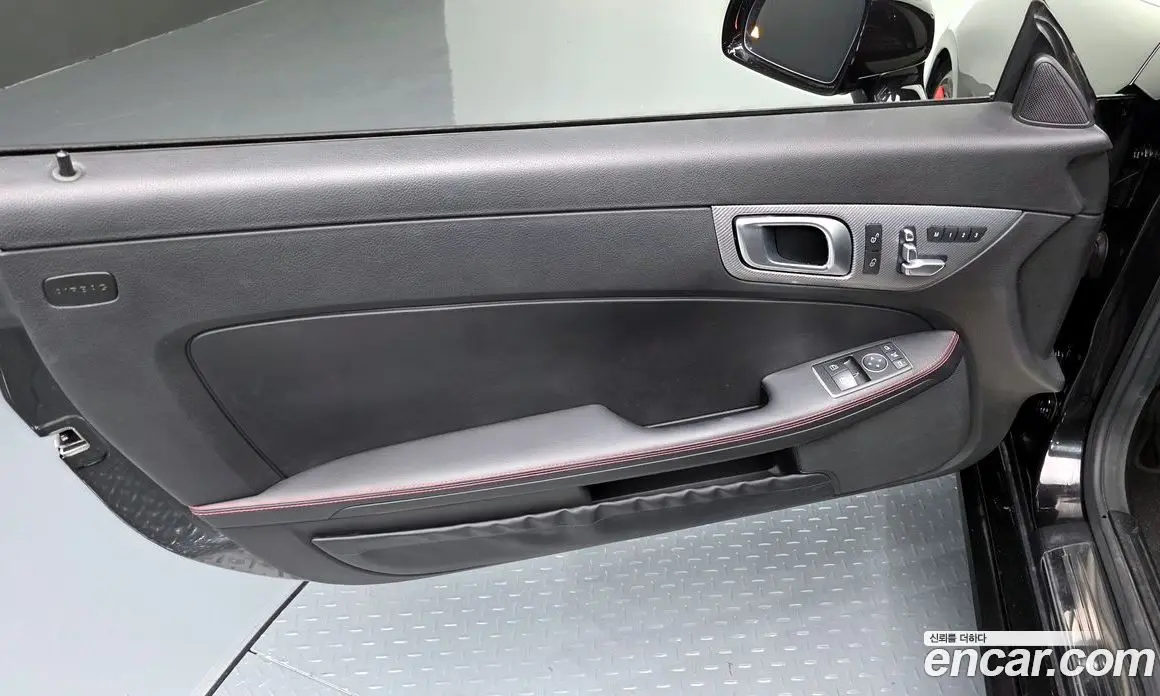 Mercedes-Benz SLC-Class 2017 2.0 автомат (гидро), фото 15