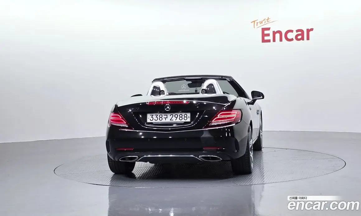 Mercedes-Benz SLC-Class 2017 2.0 автомат (гидро), фото 4
