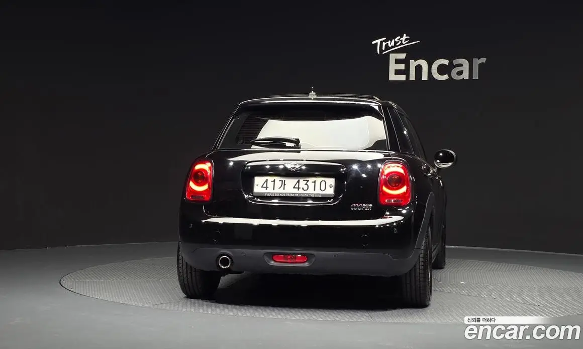 Mini Cooper 2017 1.5 автомат (гидро), фото 4 Mini Cooper 2017 1.5 автомат (гидро), фото 4