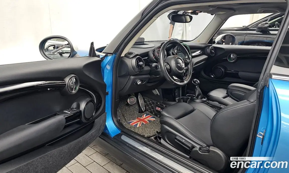 Mini Cooper 2018 1.5 автомат (гидро), фото 13 Mini Cooper 2018 1.5 автомат (гидро), фото 13