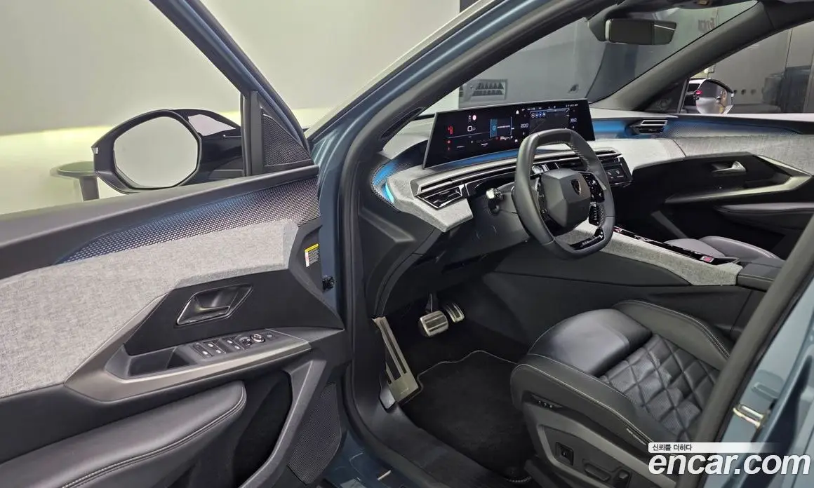 Peugeot 3008 2025 1.2 автомат (гидро), фото 13