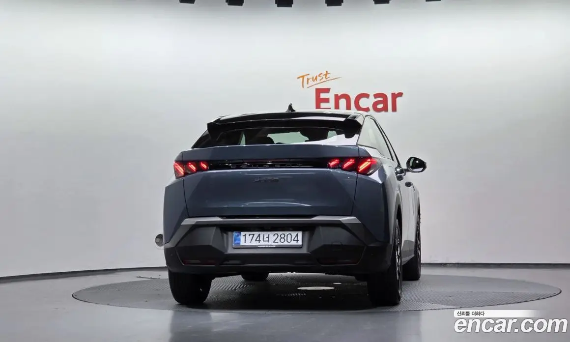 Peugeot 3008 2025 1.2 автомат (гидро), фото 4