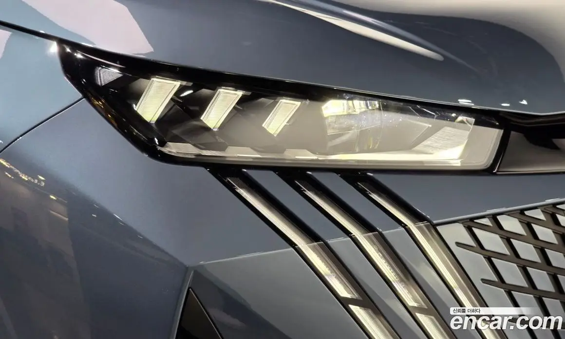 Peugeot 3008 2025 1.2 автомат (гидро), фото 8