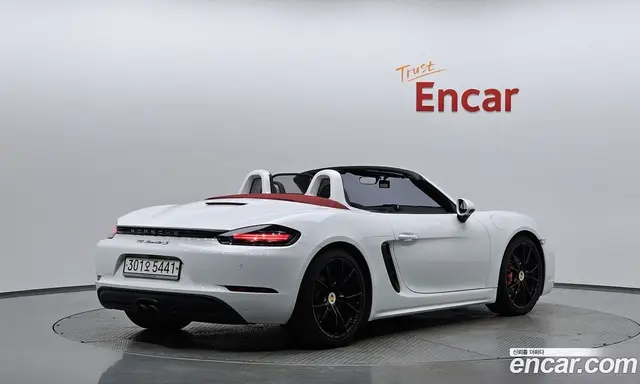 Porsche 718, 2018, 84 842 км