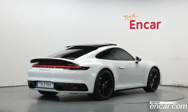Porsche 911, 2024, 6 156 км