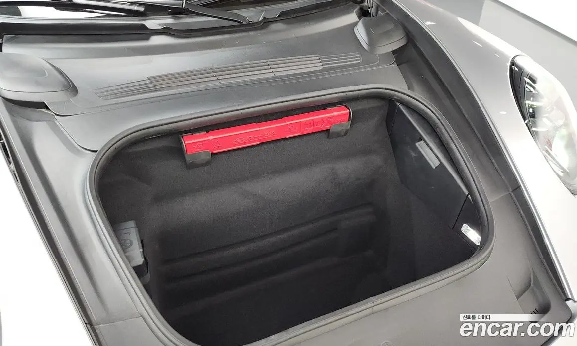 Porsche 911 2025 3.6 автомат (гидро), фото 6 Porsche 911 2025 3.6 автомат (гидро), фото 6
