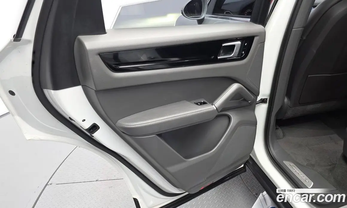 Porsche Cayenne 2019 3.0 автомат (гидро), фото 15