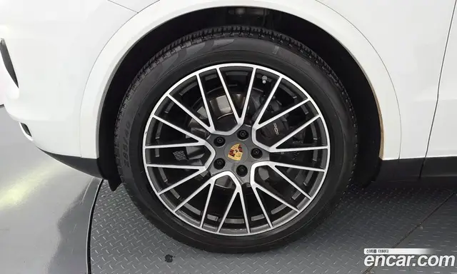 Porsche Cayenne 2019 3.0 автомат (гидро), миниатюра 5