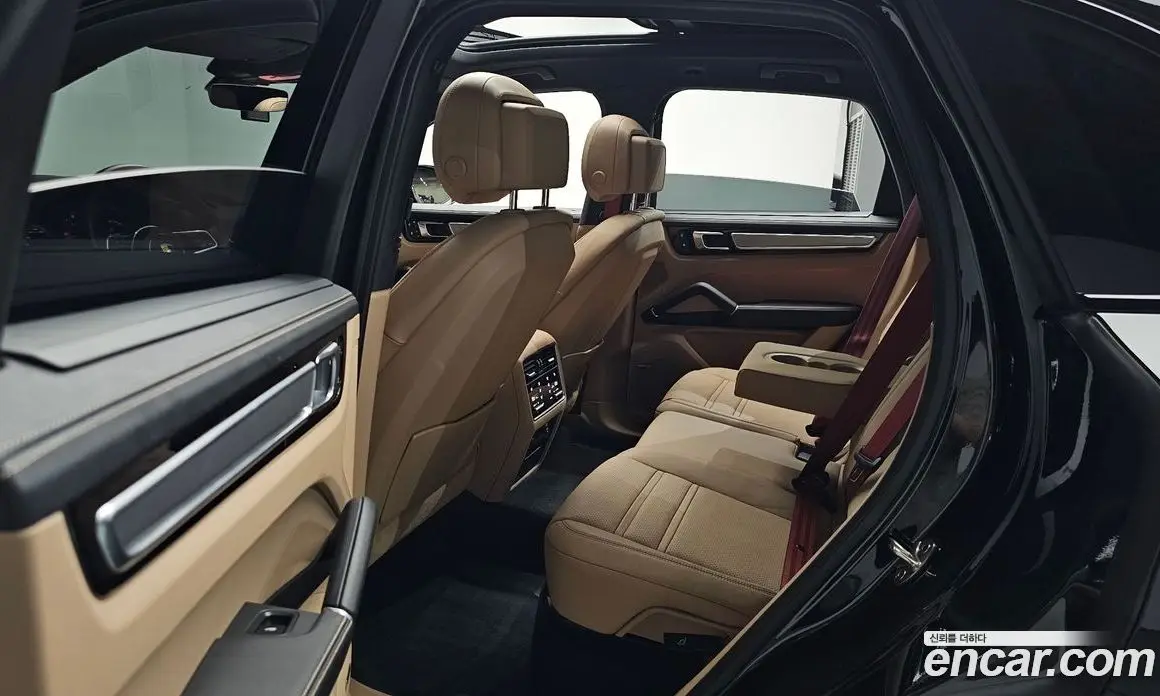 Porsche Cayenne 2023 3.0 автомат (гидро), фото 17 Porsche Cayenne 2023 3.0 автомат (гидро), фото 17