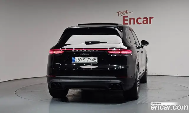Porsche Cayenne 2023 3.0 автомат (гидро), миниатюра 3 Porsche Cayenne 2023 3.0 автомат (гидро), миниатюра 3