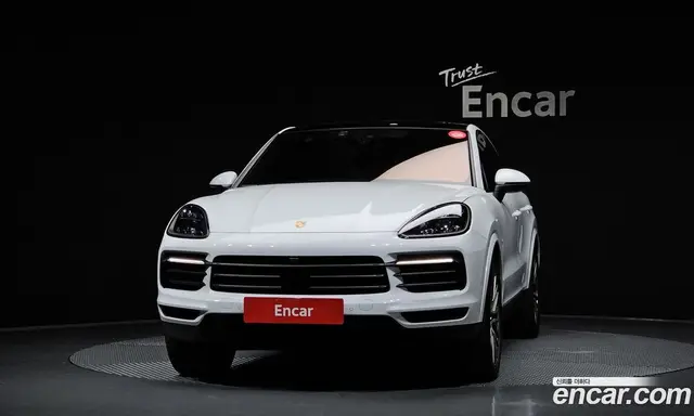 Porsche Cayenne 2023 3.0 автомат (гидро), миниатюра 3
