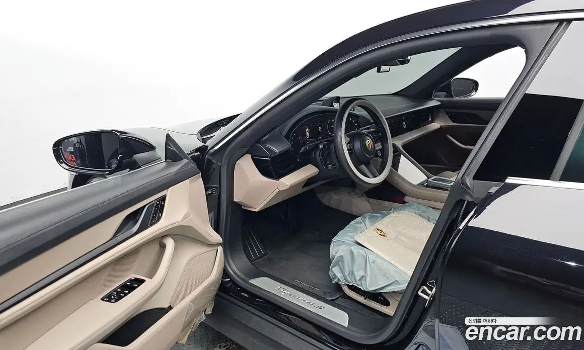 Porsche Taycan 2021 0.1 автомат (гидро), фото 12