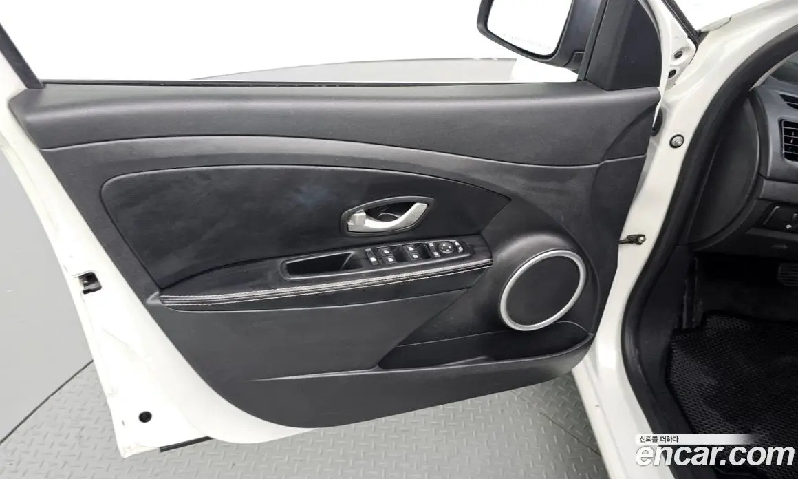 Renault (Samsung) SM3 2013 1.6 автомат (гидро), фото 14 Renault (Samsung) SM3 2013 1.6 автомат (гидро), фото 14