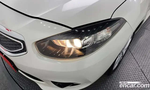 Renault (Samsung) SM3 2013 1.6 автомат (гидро), миниатюра 8 Renault (Samsung) SM3 2013 1.6 автомат (гидро), миниатюра 8