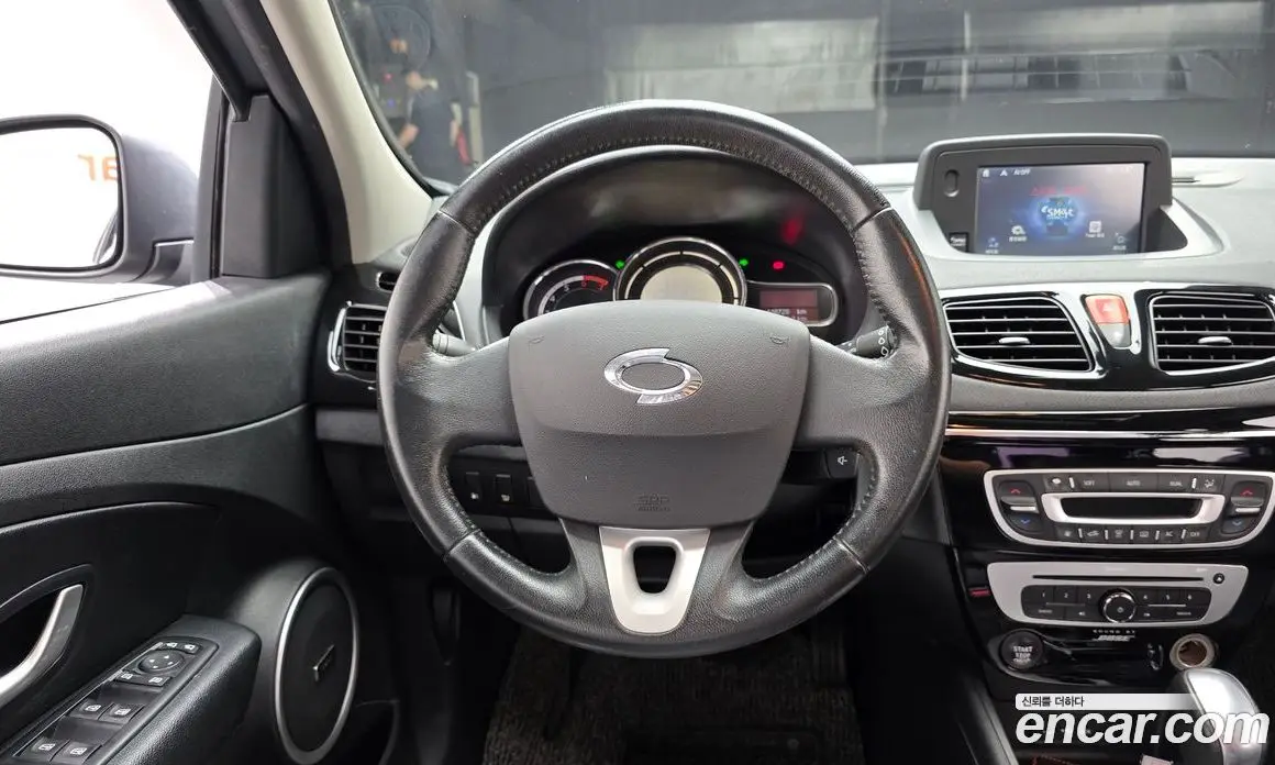 Renault (Samsung) SM3 2015 1.6 автомат (гидро), фото 19 Renault (Samsung) SM3 2015 1.6 автомат (гидро), фото 19