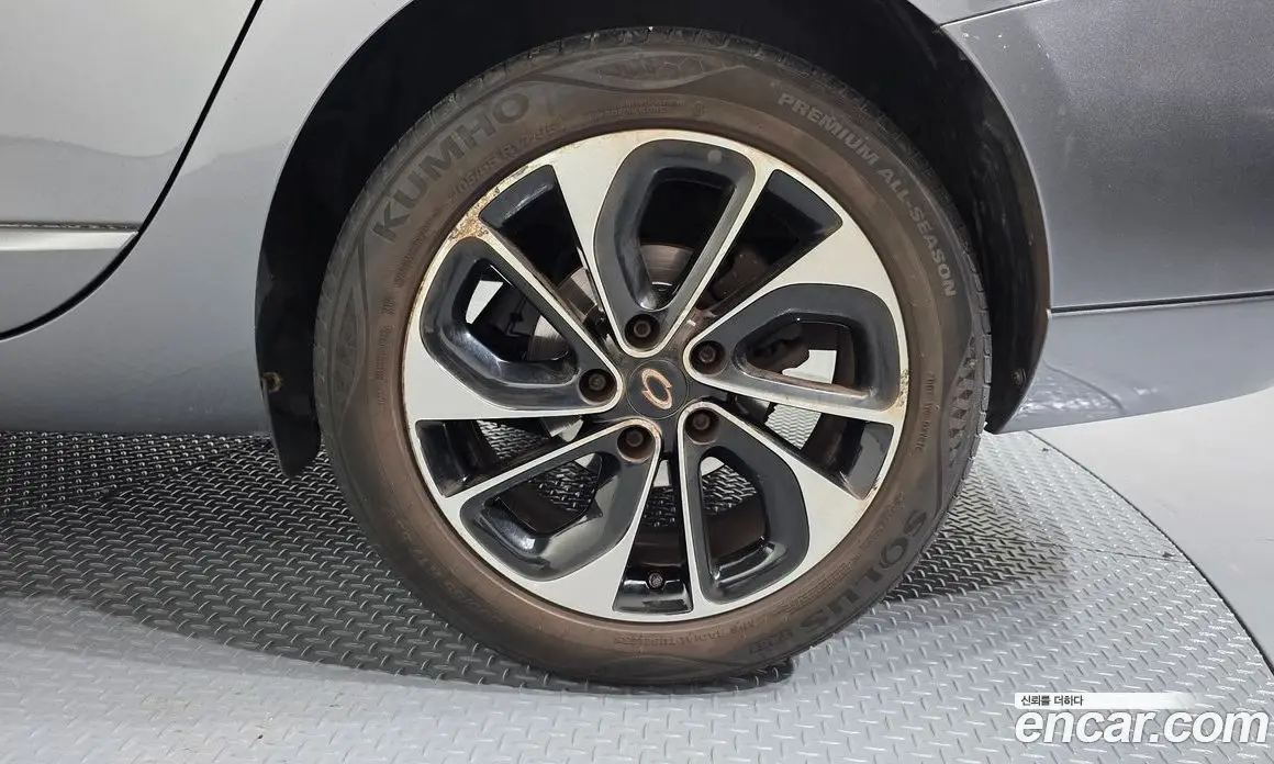 Renault (Samsung) SM3 2015 1.6 автомат (гидро), фото 6 Renault (Samsung) SM3 2015 1.6 автомат (гидро), фото 6