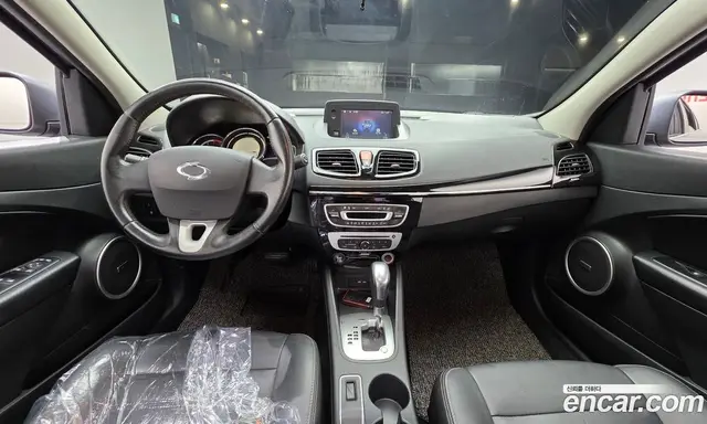 Renault (Samsung) SM3 2015 1.6 автомат (гидро), миниатюра 9 Renault (Samsung) SM3 2015 1.6 автомат (гидро), миниатюра 9