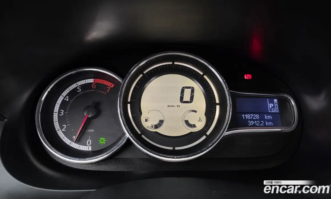 Renault (Samsung) SM3 2015 1.6 автомат (гидро), фото 10 Renault (Samsung) SM3 2015 1.6 автомат (гидро), фото 10