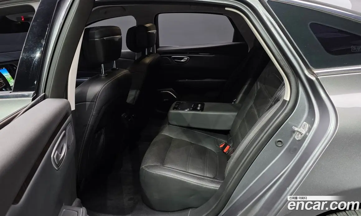 Renault (Samsung) SM6 2017 2.0 автомат (гидро), фото 15 Renault (Samsung) SM6 2017 2.0 автомат (гидро), фото 15