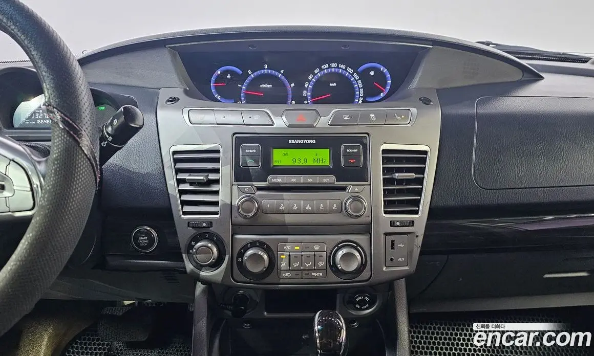 SsangYong Korando 2015 2.2 автомат (гидро), фото 18