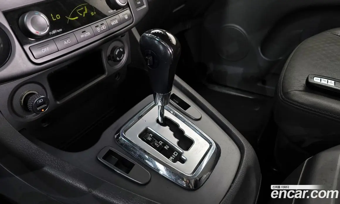 SsangYong Korando 2016 2.2 автомат (гидро), фото 12