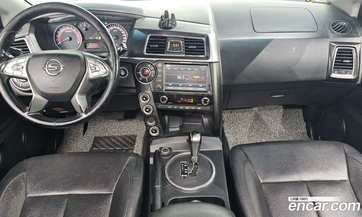 SsangYong Korando 2016 2.2 автомат (гидро), фото 9 SsangYong Korando 2016 2.2 автомат (гидро), фото 9