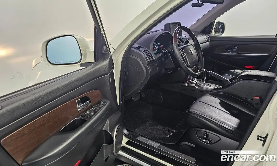 SsangYong Rexton 2013 2.0 автомат (гидро), фото 13 SsangYong Rexton 2013 2.0 автомат (гидро), фото 13