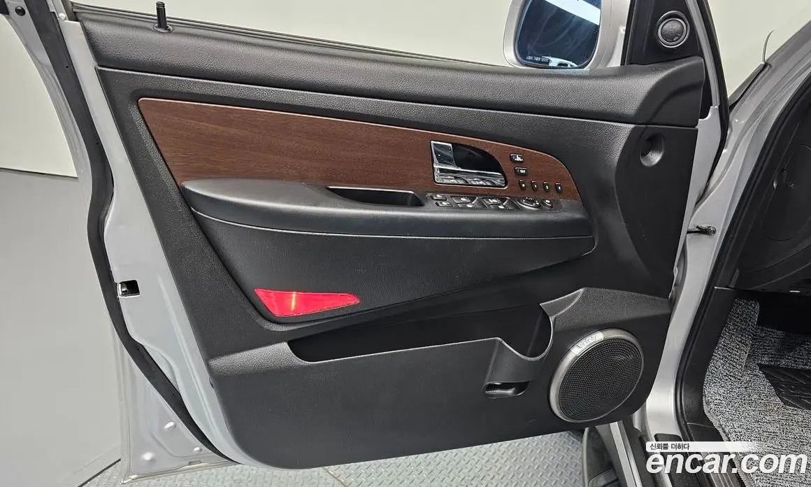SsangYong Rexton 2014 2.0 автомат (гидро), фото 14