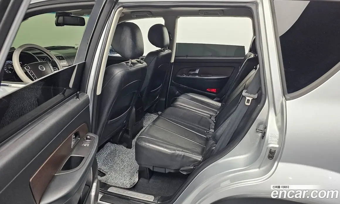 SsangYong Rexton 2014 2.0 автомат (гидро), фото 17