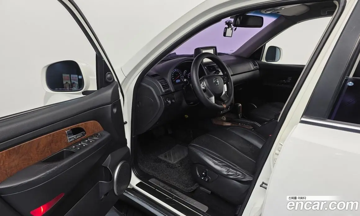 SsangYong Rexton 2015 2.2 автомат (гидро), фото 13 SsangYong Rexton 2015 2.2 автомат (гидро), фото 13